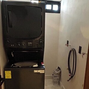 Interior - Very Central 2-Bedroom, 2 Bath Condo with WiFi, AC in Portside Puerto Morelos (Puerto Morelos)