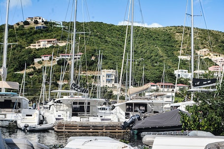 Marina. Victotia Silver Suite