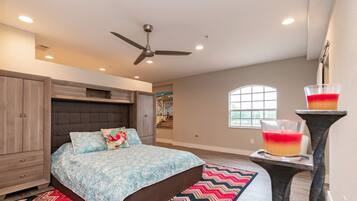Desk, iron/ironing board, WiFi, bed sheets