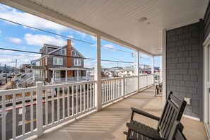 Terrace/patio - New Oceanside Condo Steps from Beach and Boards (Ocean City)