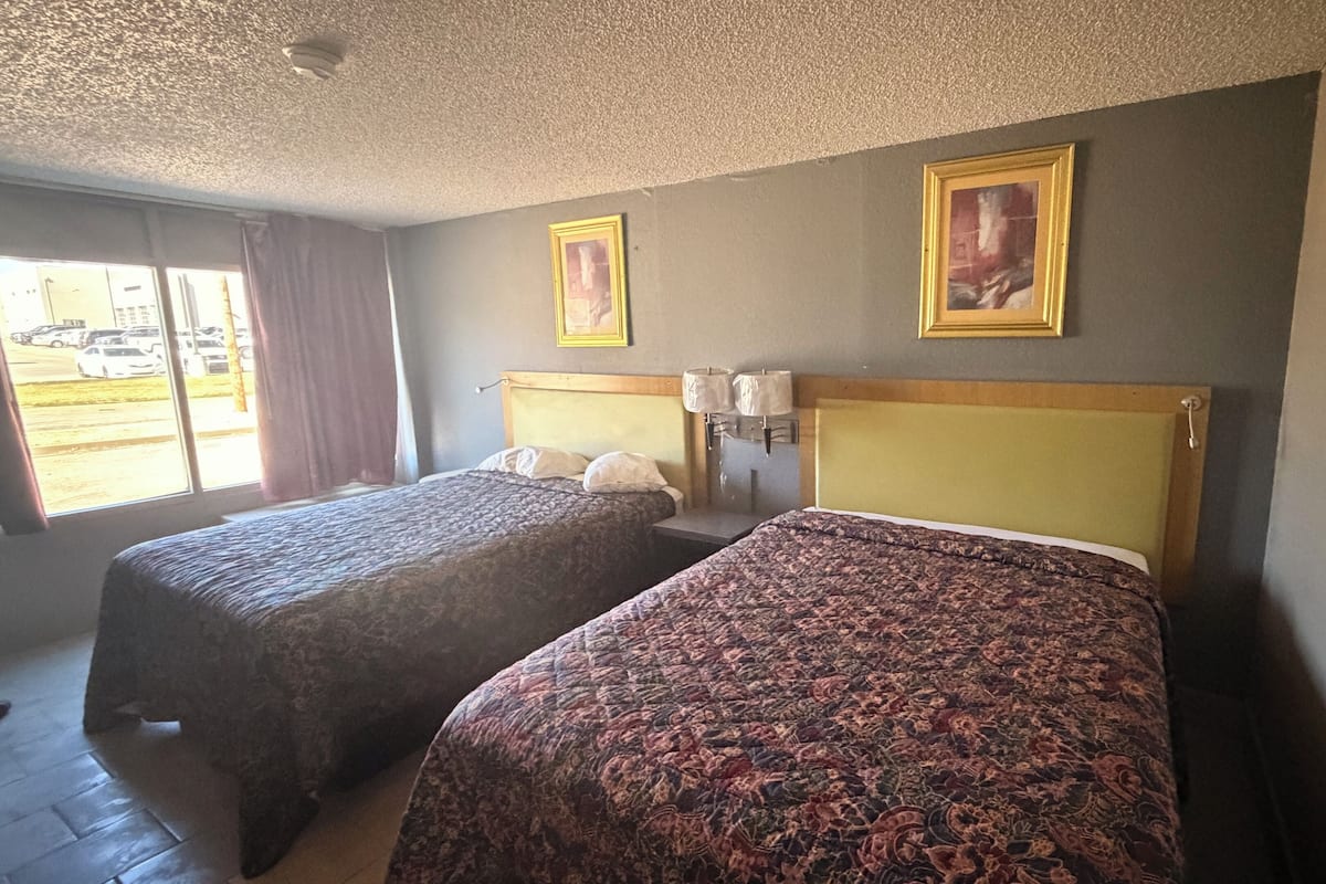 Comfort dubbelrum | Skrivbord, arbetsyta för laptop och gratis wi-fi