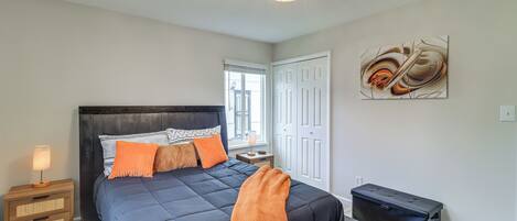 2 habitaciones, tabla de planchar con plancha, wifi y ropa de cama