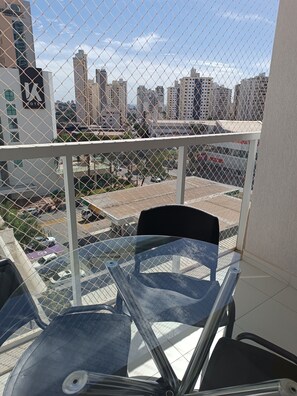 Outdoor dining - METROPOLITAN/BARCELONA/REFINEMENT (Goiânia)