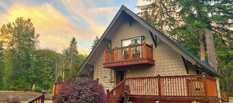 Peaceful Cabin Retreat Near Mayfield Lake- Boating, Fishing, Hunting, Hiking