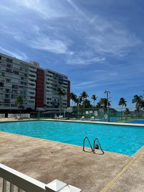 Outdoor pool - Gorgeous & Stylish Ocean View with Pools & Gazebos in Private Island (Fajardo)