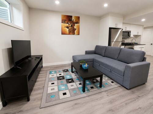Newly Furnished Private Suite | Separate Entry, Kitchen, Laundry & Workspace