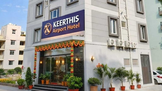 Exterior - Keerthis Airport Hotel (Bengaluru)