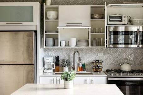 Fridge, microwave, oven, stovetop. Armonía at Hacienda el Lago