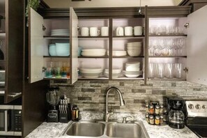 Uklassifisert bilde, 4 av 19, knapp