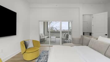 Tabla de planchar con plancha, cuna de viaje, wifi y ropa de cama