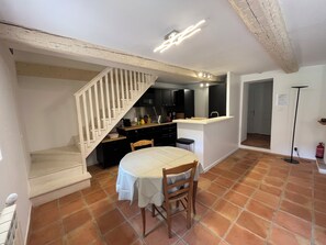 Private kitchen - Château Trians - Exceptional estate in Provence, swimming pool & vineyard (Néoules)