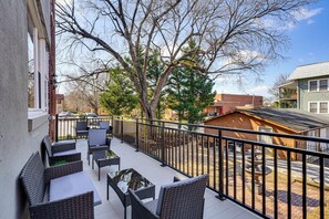 Terrace/patio - ‘Queen Anne Manor' in Old West End w/ Elevator (Danville)