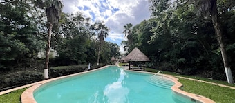 Nature and peaceful House in P.M. 4 BD 3 BR