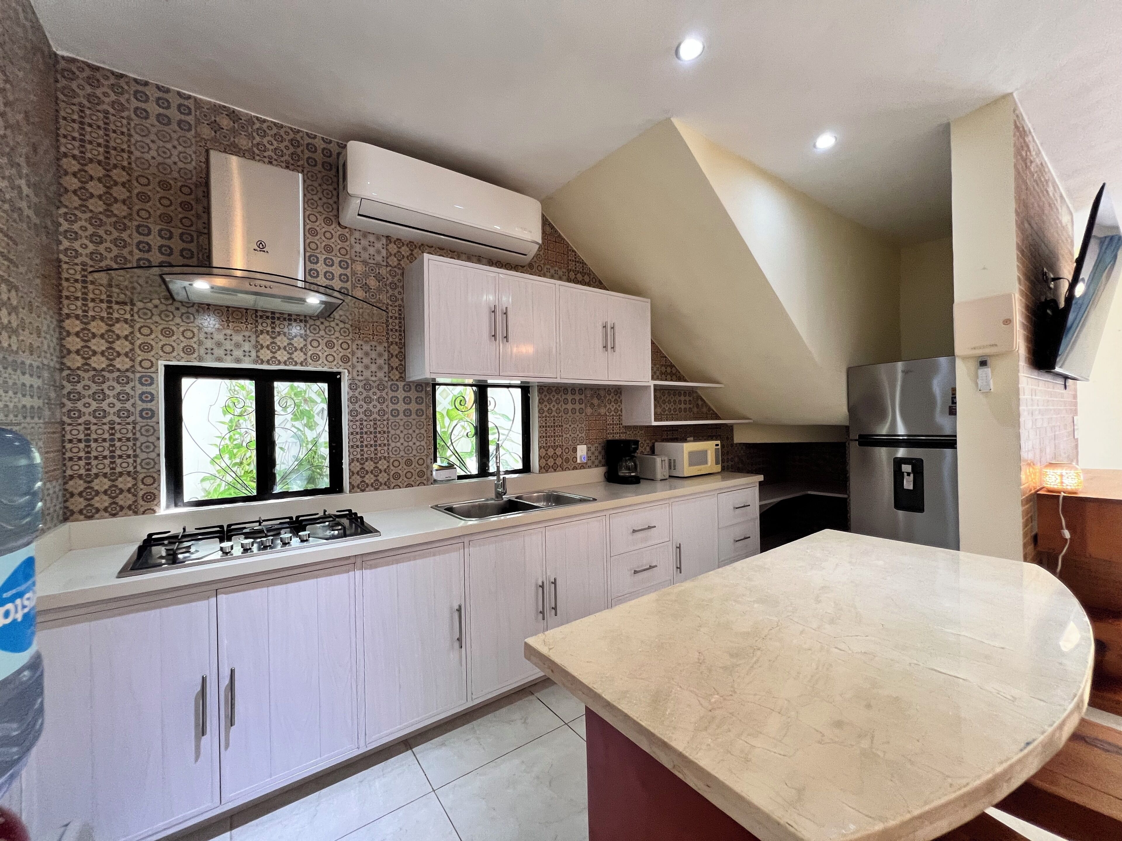 電子レンジ、コンロ