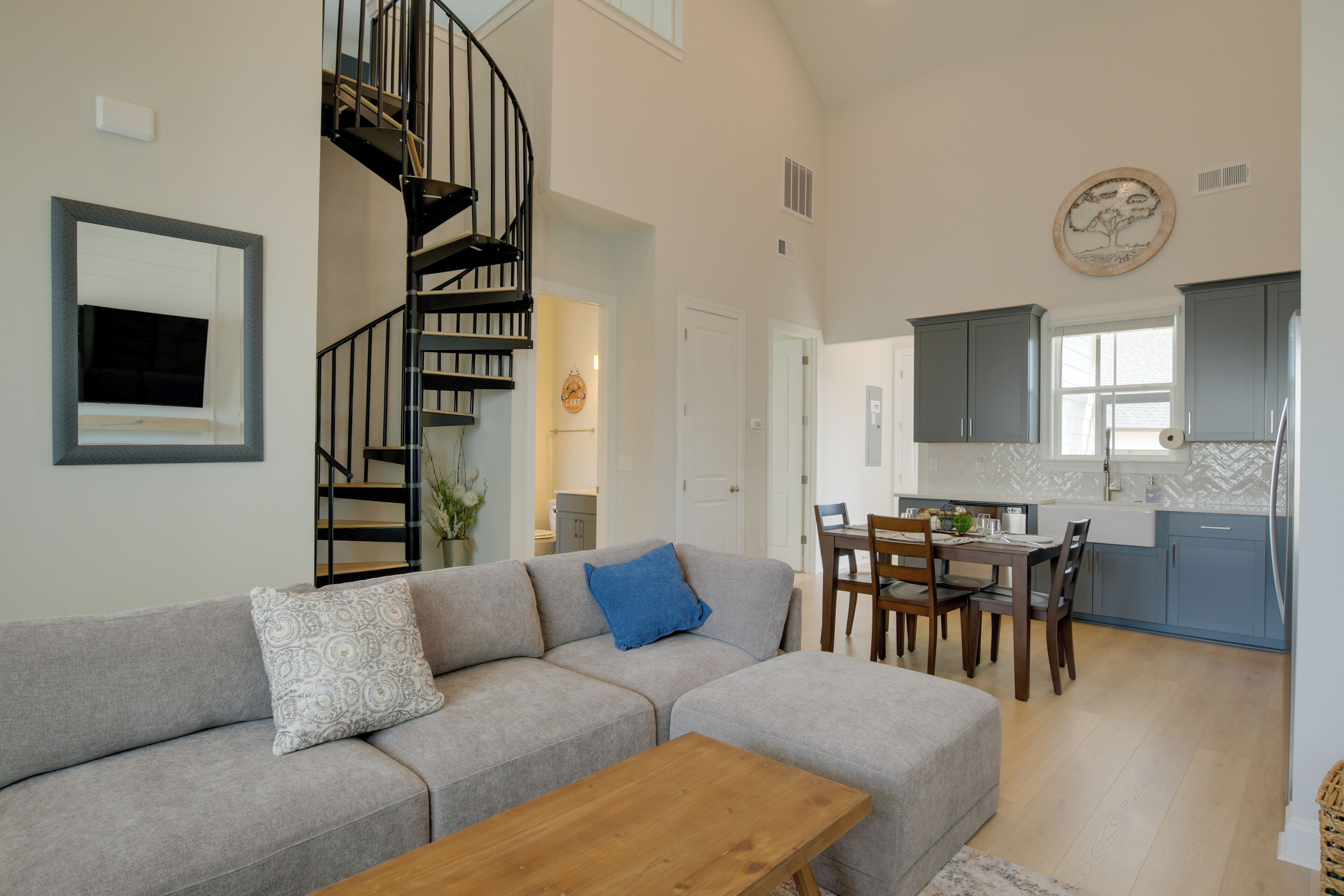 TV, fireplace, video games, books