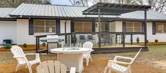 Hike, Fish & Swim: Nat'l Forest Home in Crockett