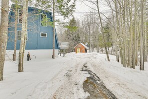 Property grounds - 3 Mi to Windham Mountain: Pet-Friendly Apt w/ Yard (Hensonville)