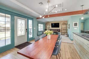 Luokittelematon kuva, 2 kautta 25, painike