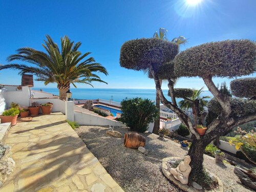 Villa Libertad with panoramic sea view