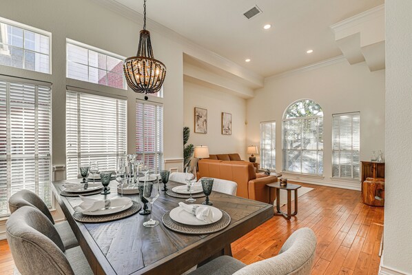 Dining - Elegant Home w/ Private Patio, 2 Mi to UTD Campus! (Dallas)