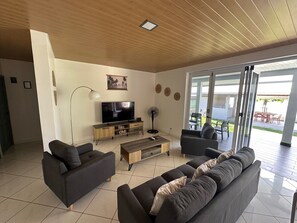 Ảnh chưa phân loại, 5 trong số 24 ảnh, nút