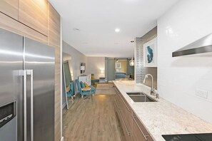 Interior - Sleek 19th-Floor Condo w/ Balcony Views (Atlanta)