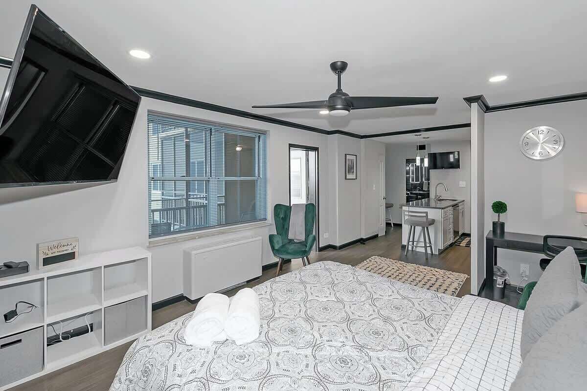 1 camera, Wi-Fi, lenzuola