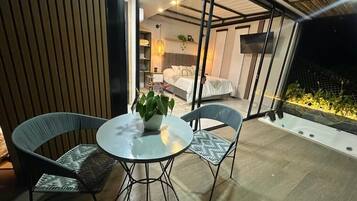 Deluxe Cabin, Mountain View