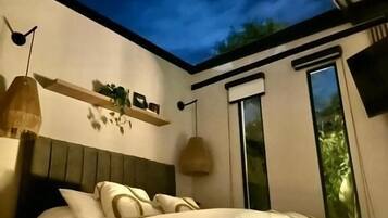 Deluxe Cabin, Mountain View