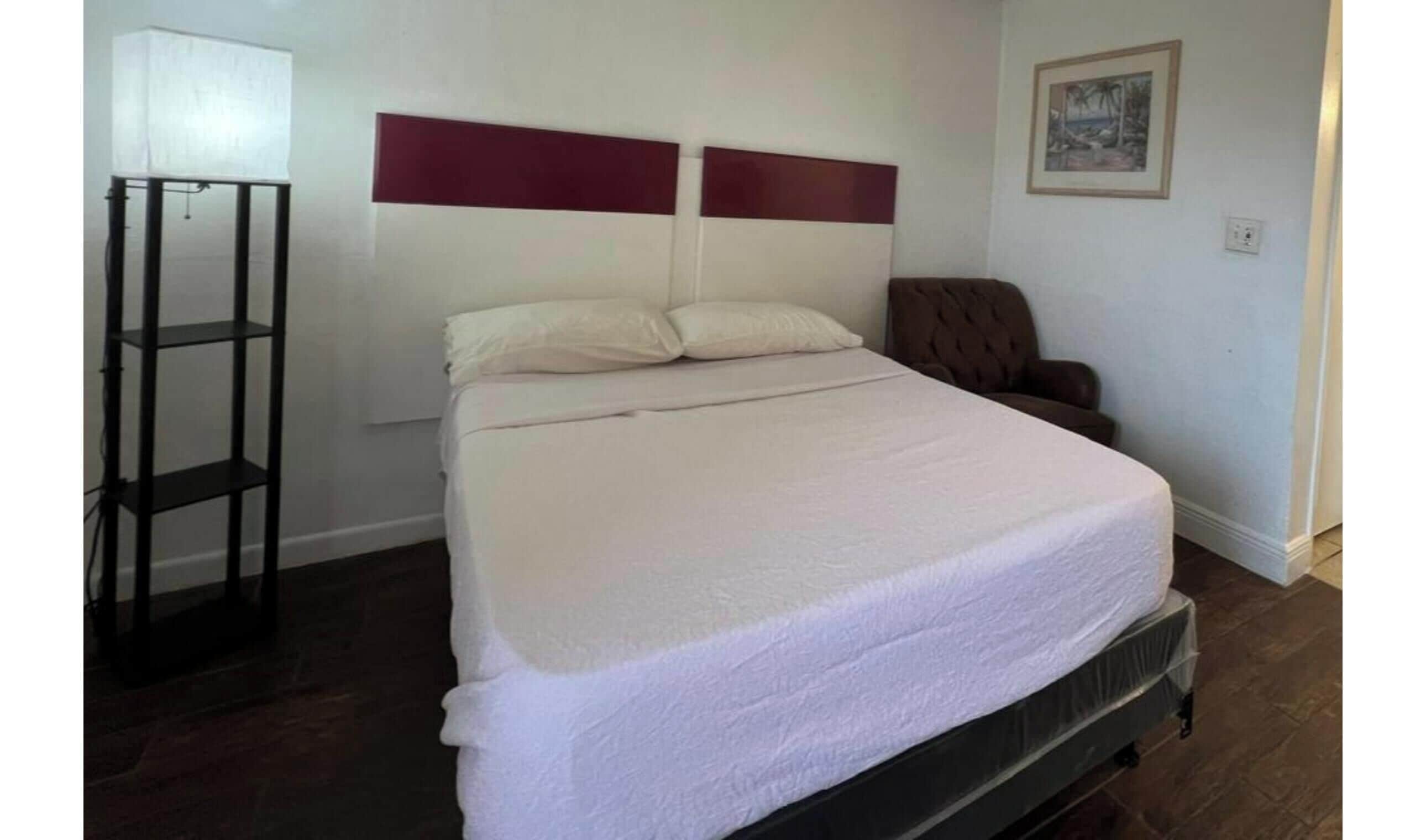 Full Bed Smoking | Een strijkplank/strijkijzer, gratis wifi, beddengoed