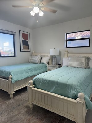 2 bedrooms, iron/ironing board, WiFi, bed sheets