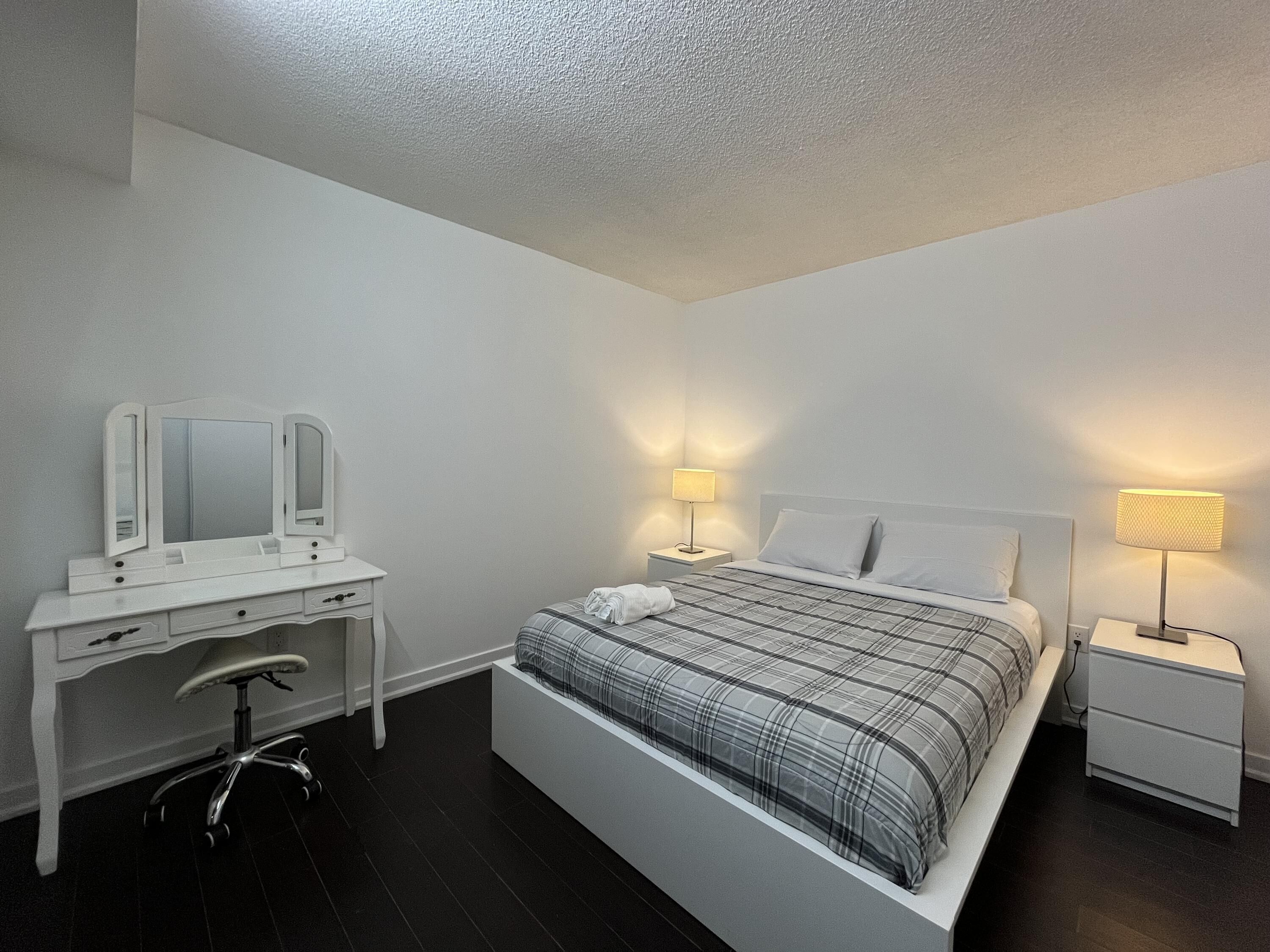 Phòng Suite Presidential, nhiều giường, không hút thuốc, 2 phòng tắm | Màn/rèm cản sáng, bàn ủi/dụng cụ ủi quần áo 