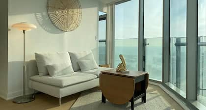 City View Suites - Near Yonge-Dundas