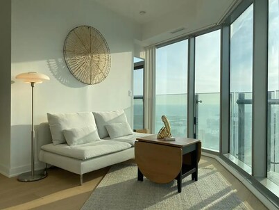 City View Suites - Near Yonge-Dundas