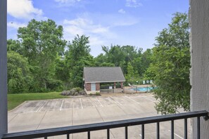 Property grounds - Touchdown Townhome-Close to Pool-2 Miles to A&M (College Station)
