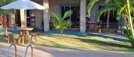 2 outdoor pools, sun loungers