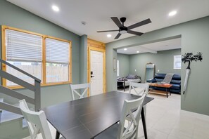 Interior - Steps to Orange Lake: Pet-Friendly Getaway! (Hawthorne)