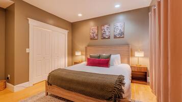 3 bedrooms, WiFi, bed sheets