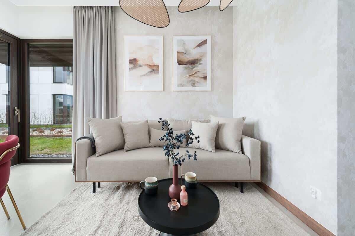 ห้องดีลักซ์สวีท, วิวท่าเรือ | บริเวณนั่งเล่น