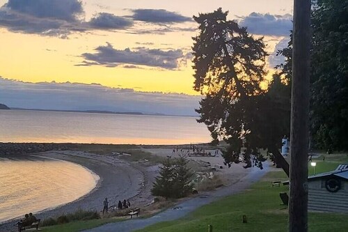 MALASPINA HIDEAWAY