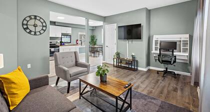 Modern 3BR: 15 minutes from World Cup, Spacious, Parking + 30 minutes from NYC