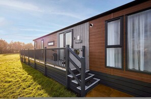 Apartment | 2 bedrooms - Host Stay Coopers Cabin (Malton)