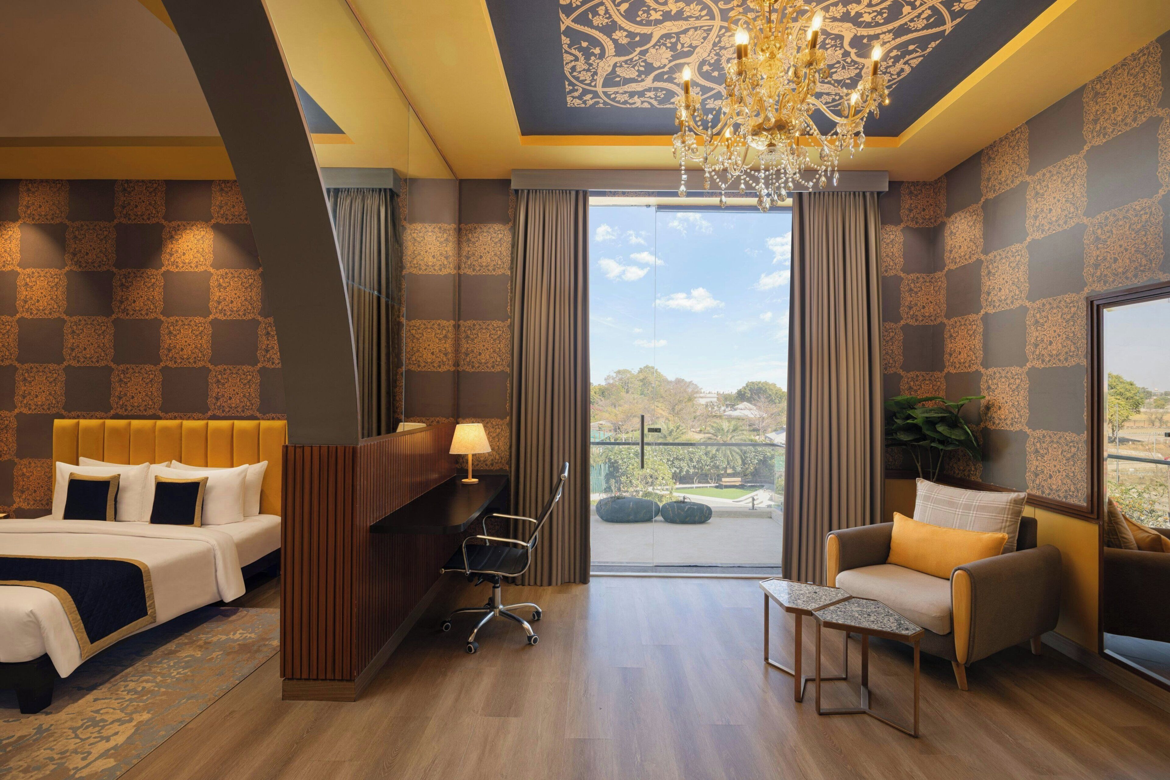 Premium Suite, 1 Bedroom, Garden View | Living room