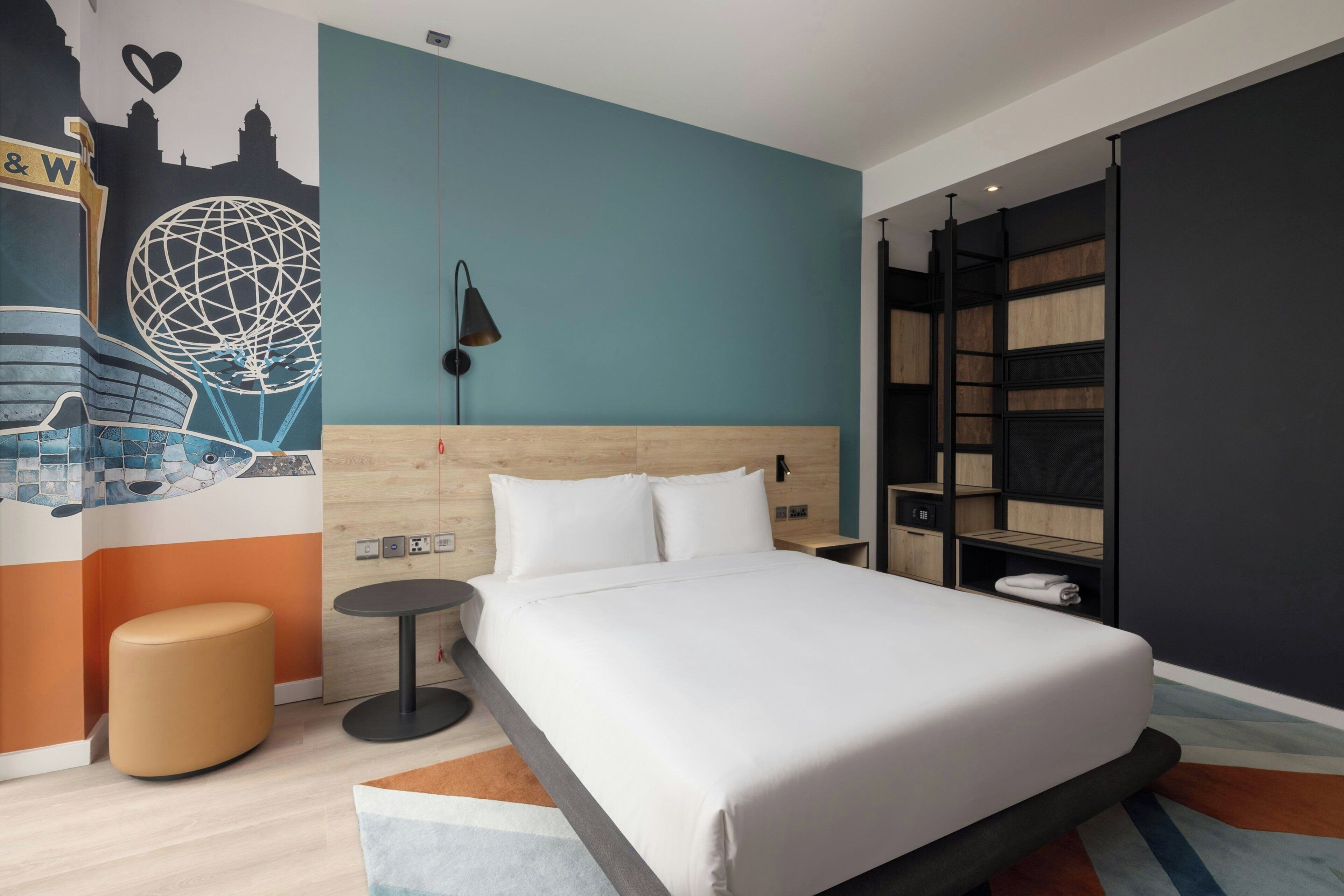 Ropa de cama hipoalergénica y minibar 