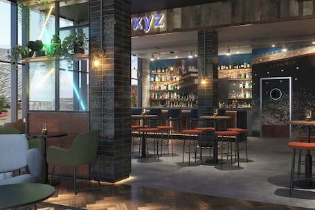 Bar (en el alojamiento). Aloft by Marriott Belfast Titanic Quarter