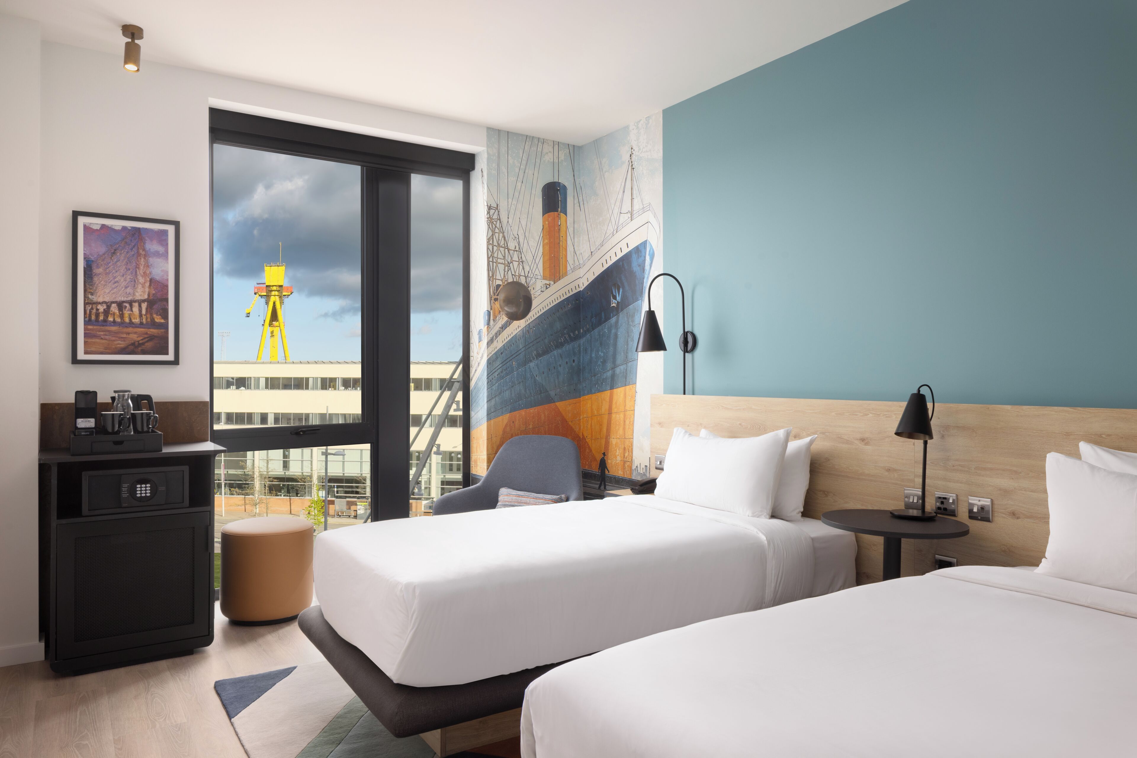 Ropa de cama hipoalergénica y minibar 