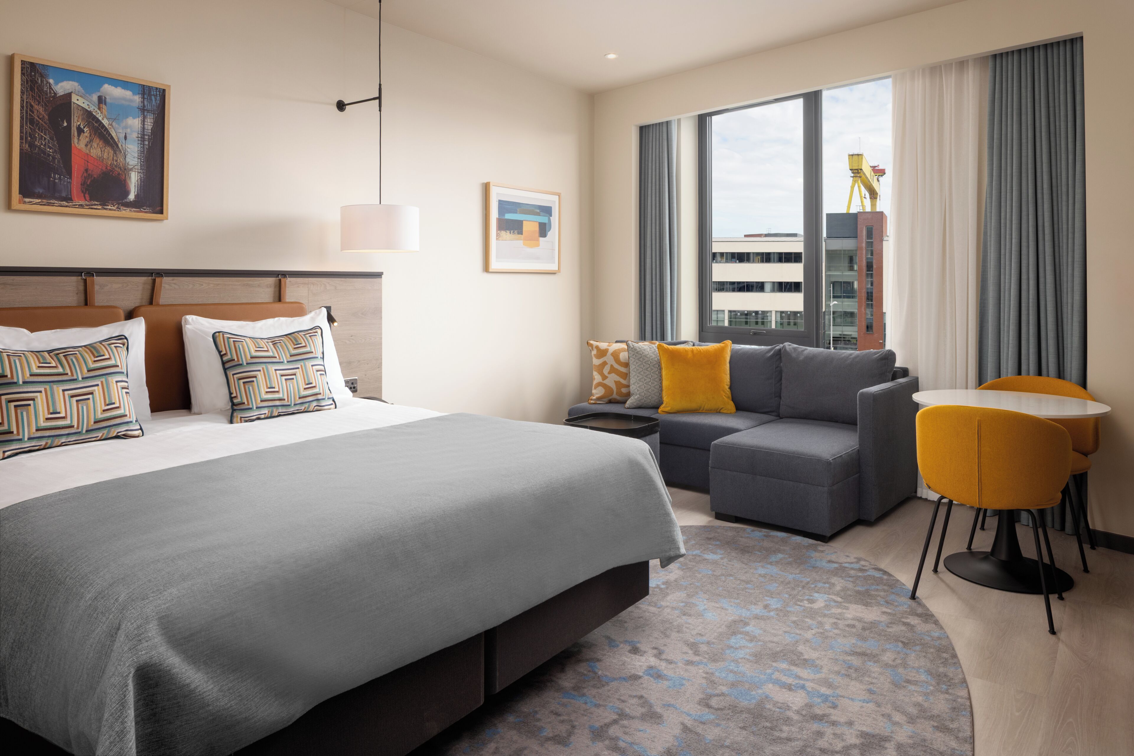 Hypo-allergenic bedding, minibar, in-room safe, desk