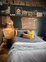 Iron/ironing board, free WiFi