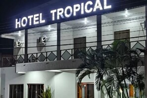 Unclassified image, 3 of 6, button - Hotéis Tropical Jardim (Jardim)