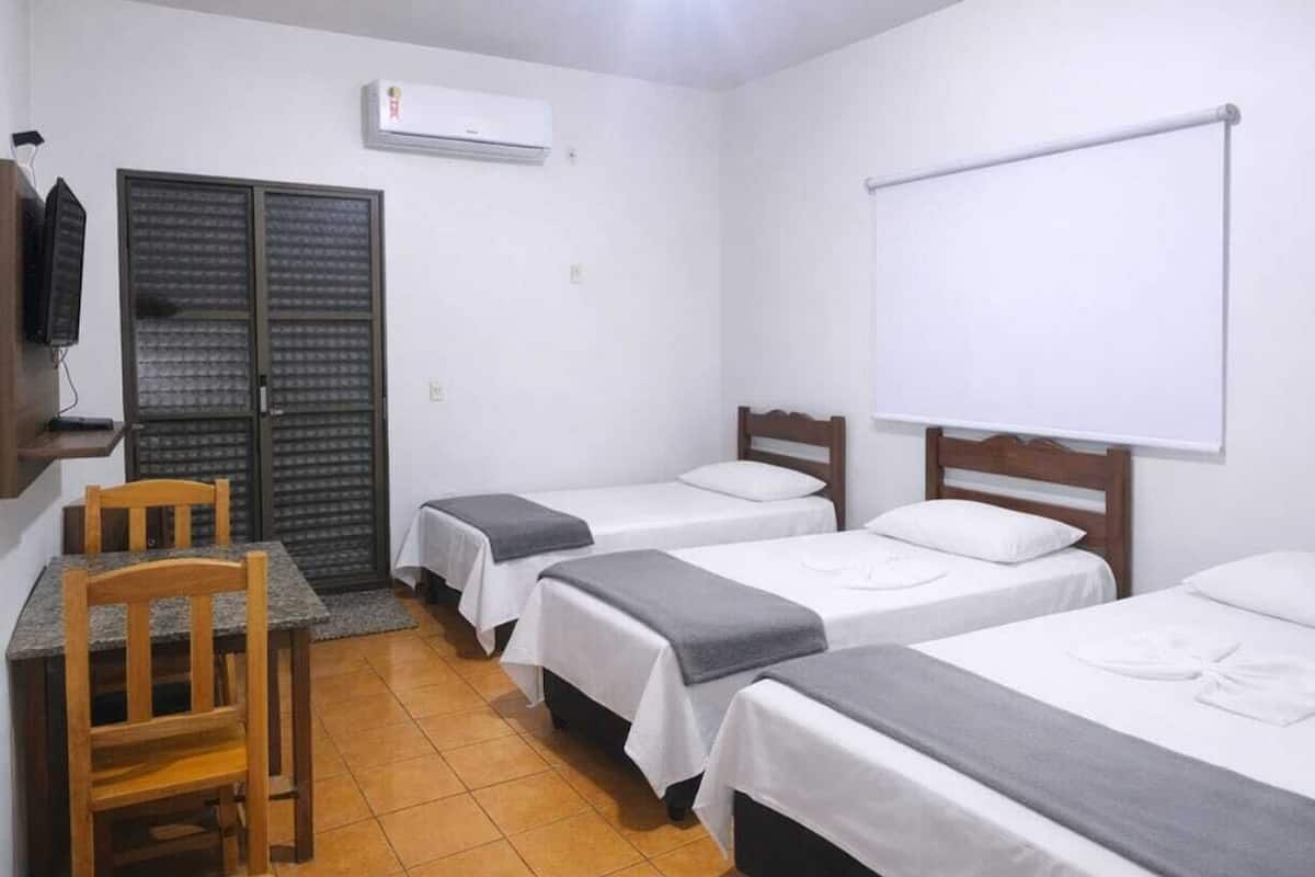 Family Room | Free WiFi